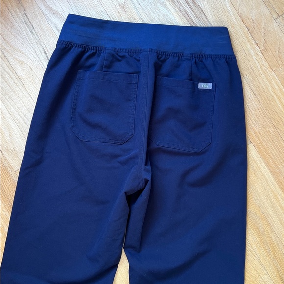 Figs high waisted Livingston scrub bottoms - Picture 5 of 5